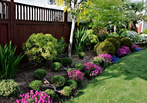 Flower Planting Service in Hopkins